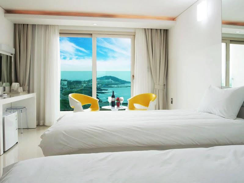 Hotel Ciel Bleu Чеджу Екстериор снимка
